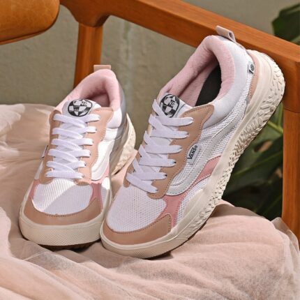 Tênis Vans Ultrarange VR3 Rosa